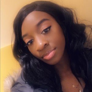 Meet your Posher, Celia